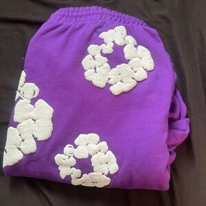 denim tears sweats sz m 

110-105 or best offer 

trades accepted i ship too